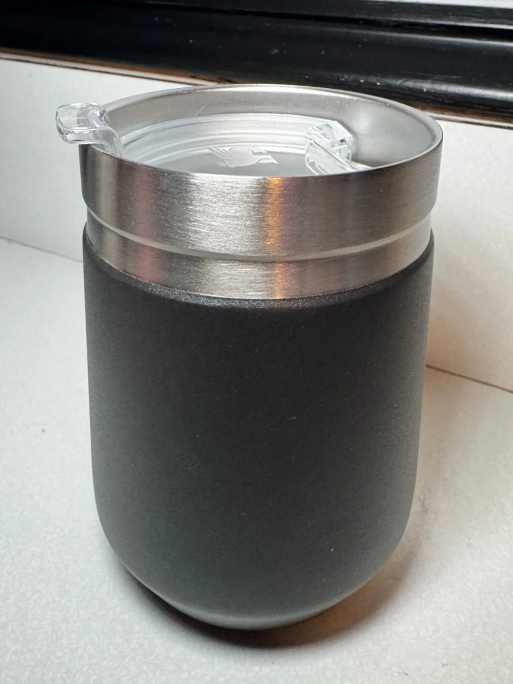 EUC Black Stanley 10 OZ Wine Tumbler - Picture 2 of 4